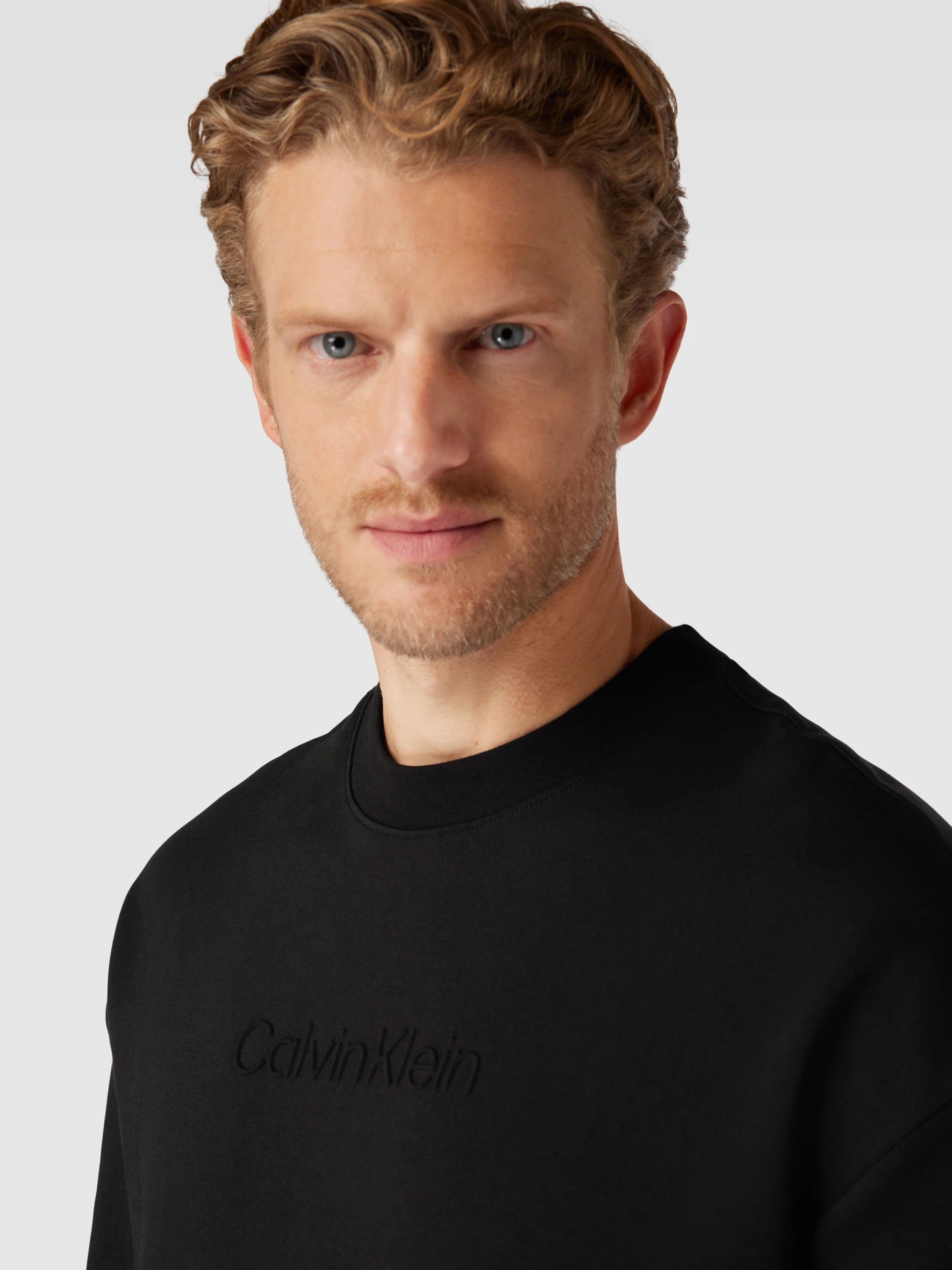 EMBOSSED LOGO COMFOR, BEH Ck Black