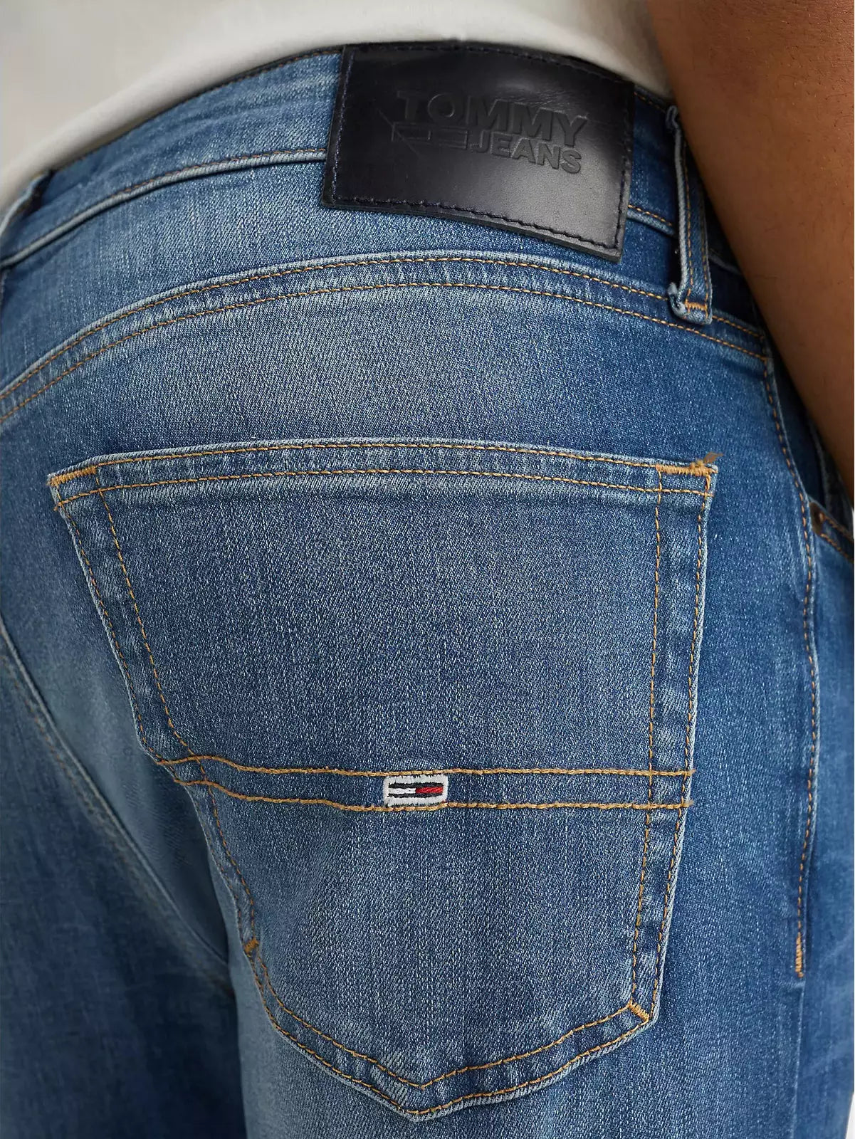 AUSTIN SLIM TAPERED WMBS WILSON MID BLUE STRETCH