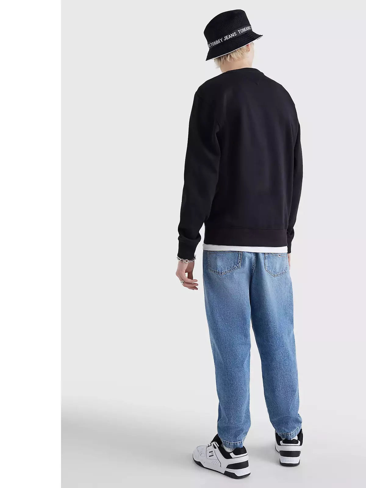 TJM REGULAR FLEECE C NECK BLACK