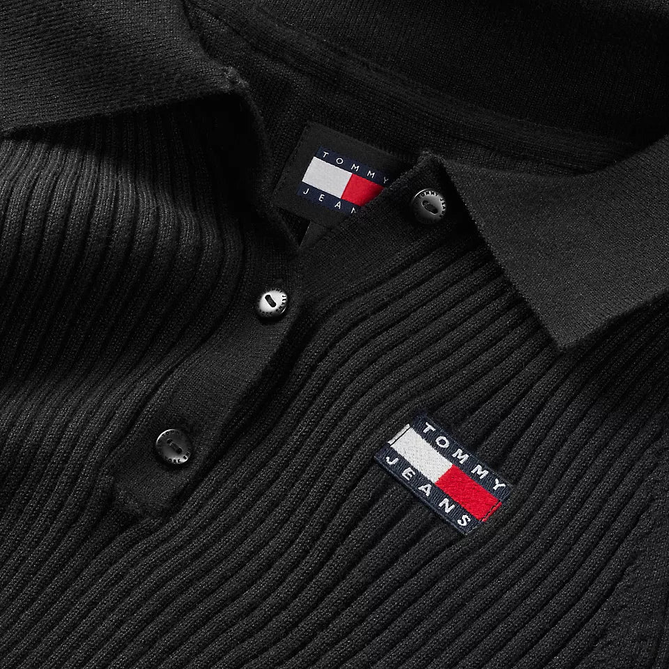 TJW COLLAR BADGE RIB SWEATER BLACK