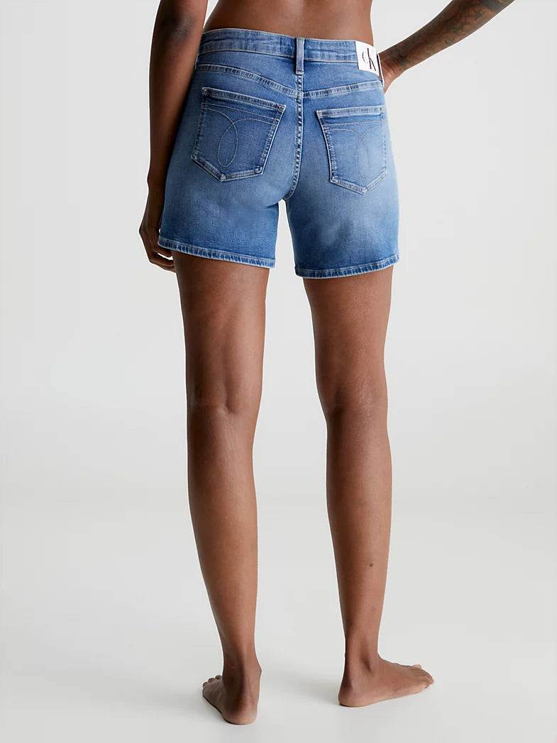 MID RISE SHORTS - Denim Medium