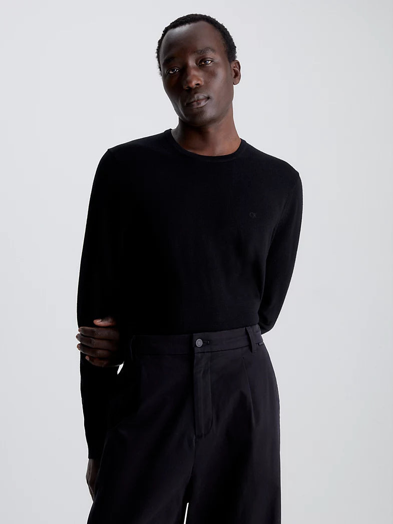 Superior Wool crewneck sweater black