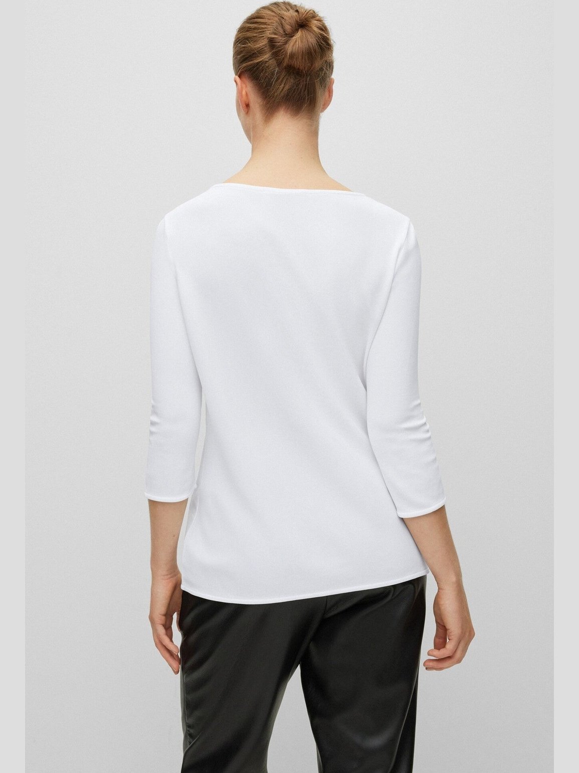 Top can crêpejersey met keyhole detail-white