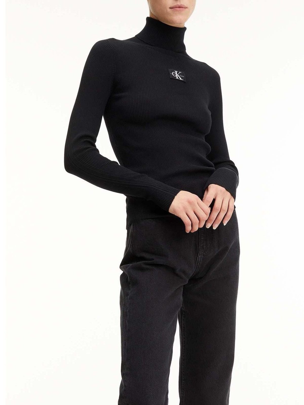 BADGE ROLL NECK SWEA, YBI