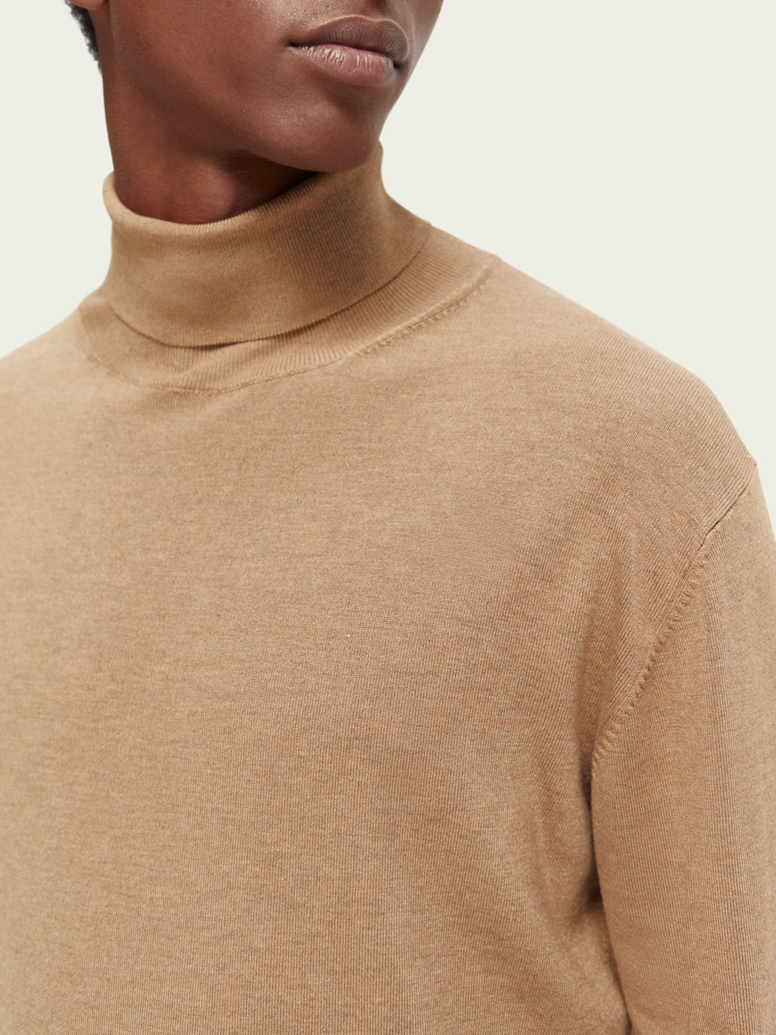 Ecovero viscose-blend turtleneck pullover