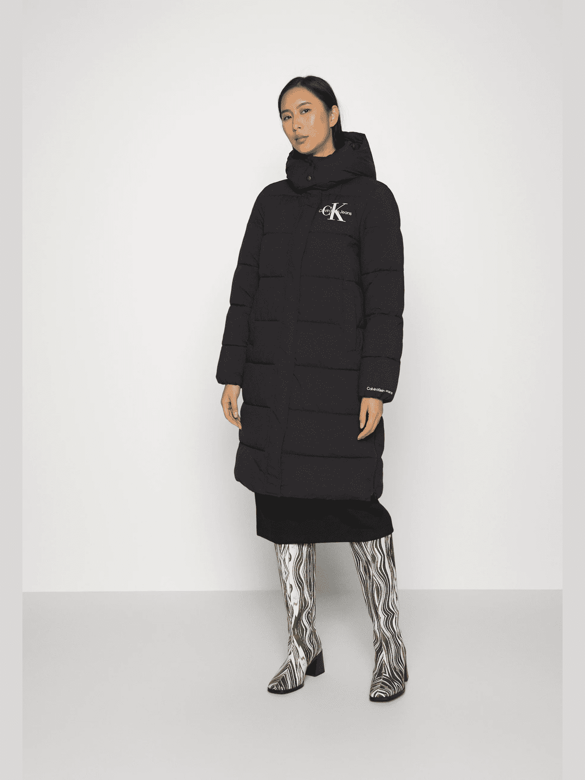 MONOLOGO NON DOWN LONG PUFFER CK BLACK J20J221897