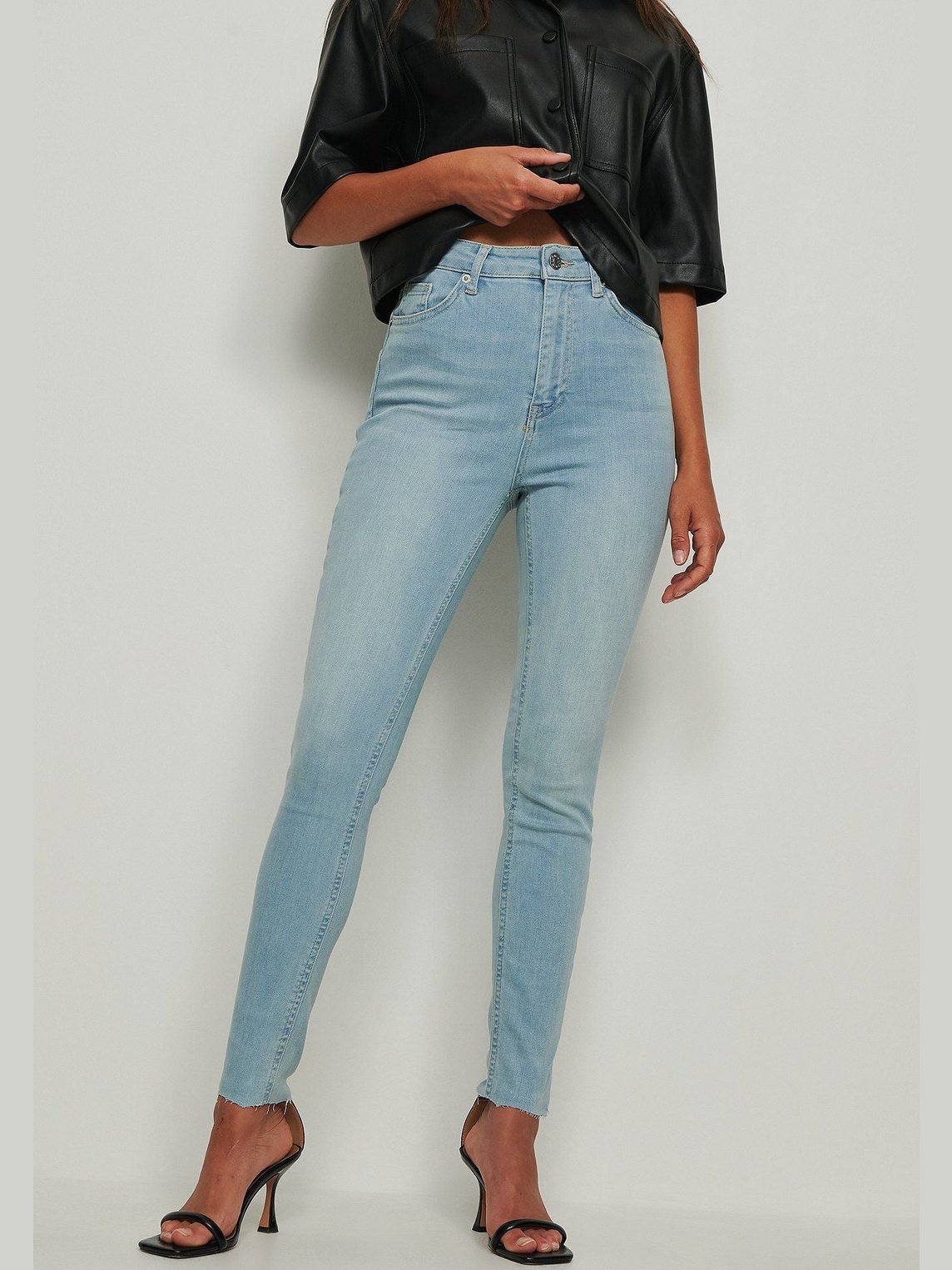 SKINNY HIGH WAIST RAW HEM JEANS - Light Blue
