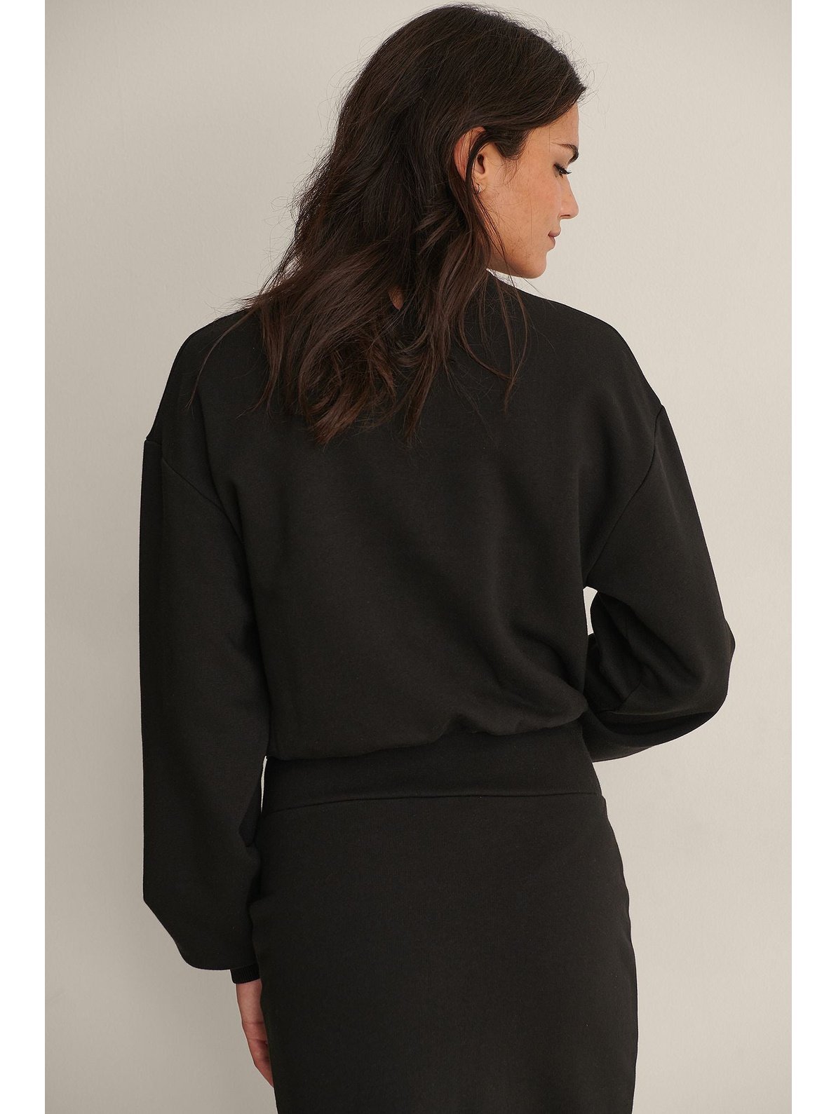 BALLOON SLEEVE SWEATER - Black