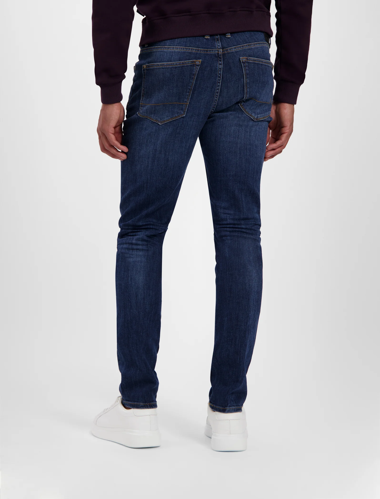 The Ryan W1108 - 84 Denim Dark Blue