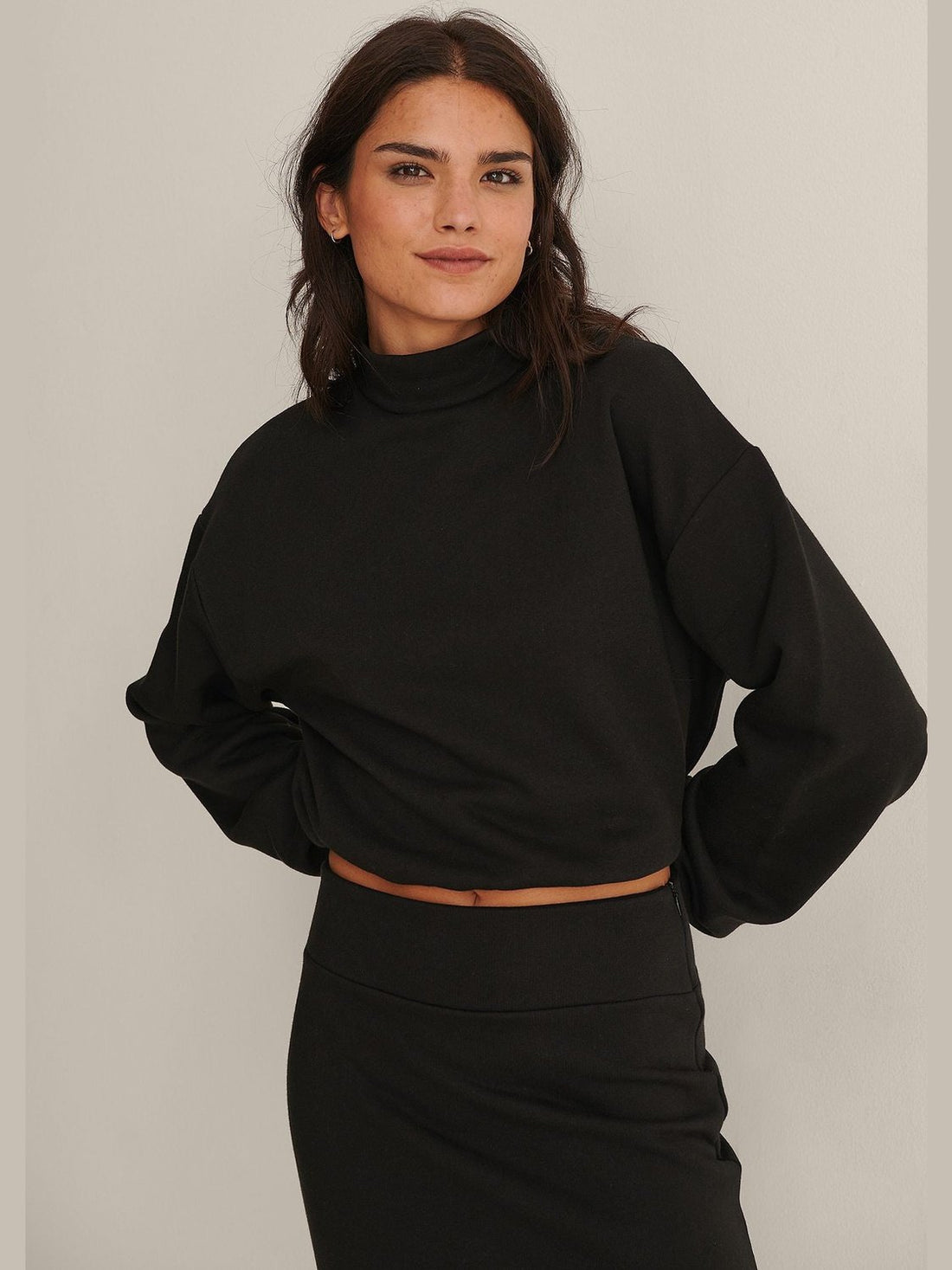 BALLOON SLEEVE SWEATER - Black